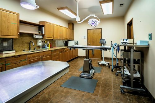 DSC_5786-HDR-surgical_room_ps_high_res